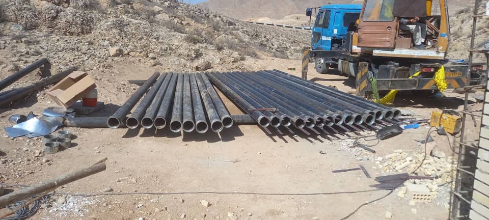 نصب و راه اندازی پمپ شناور و توربینی با دستگاه به مدیریت خداپناه در اسفراین